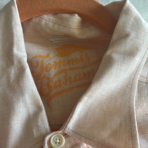 Tommy Bahama linen shirt - Picture 2 of 2